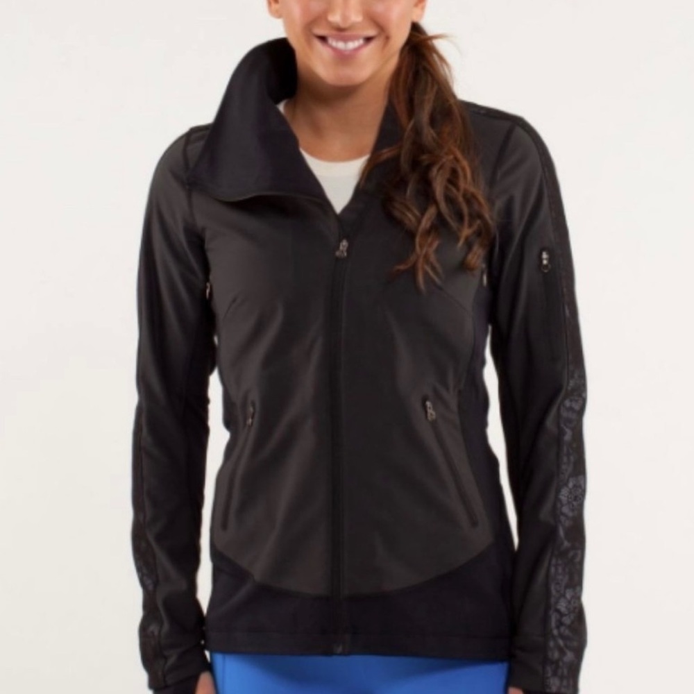 Lululemon Run Draft Dodger Jacket - good used condition - Picture 2 of 15